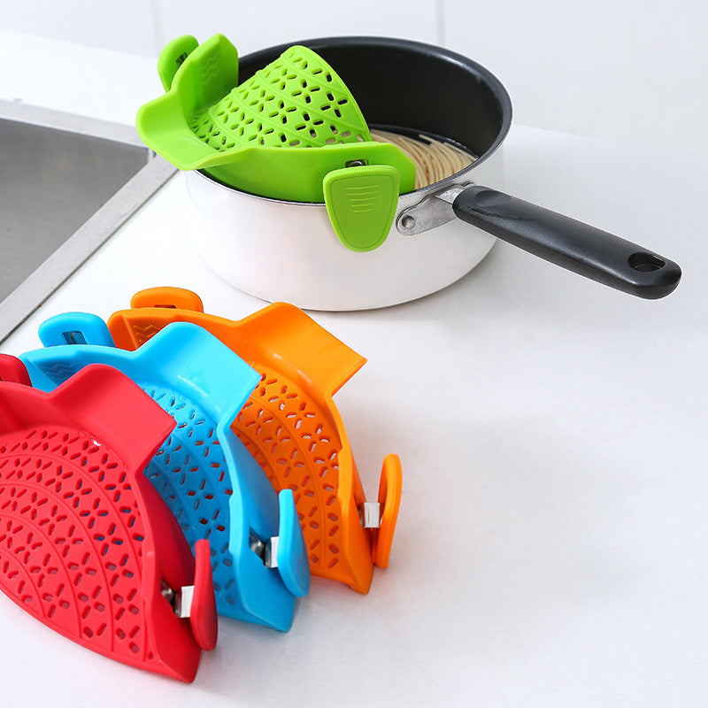 Kitchen Gadgets Silicone Pot Side Drain Stopper - 𝓢𝓱𝓸𝓹𝓵𝓮𝓬𝔂