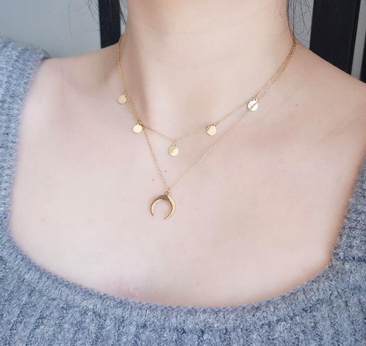 Asterism Round Round Plate Inverted Crescent Moon Necklace