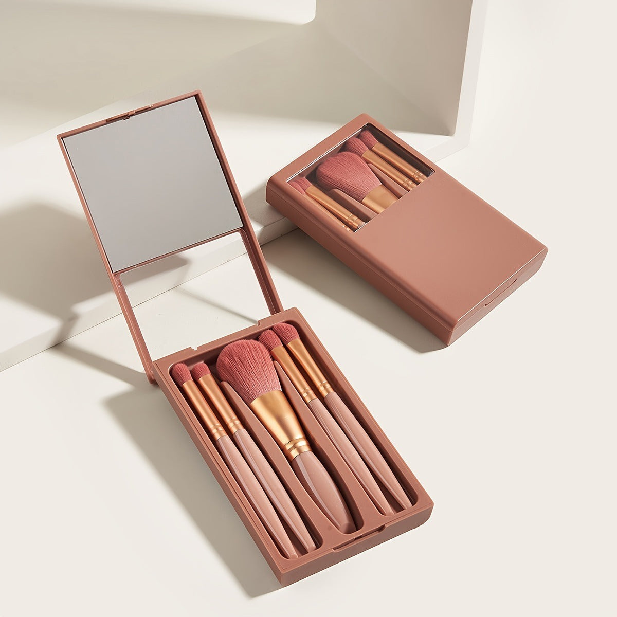 5 PCs Makeup Brushes With Mirror Travel Set - 𝓢𝓱𝓸𝓹𝓵𝓮𝓬𝔂