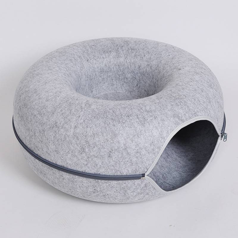 Four Seasons Available Cat Round Felt Pet Nest - 𝓢𝓱𝓸𝓹𝓵𝓮𝓬𝔂