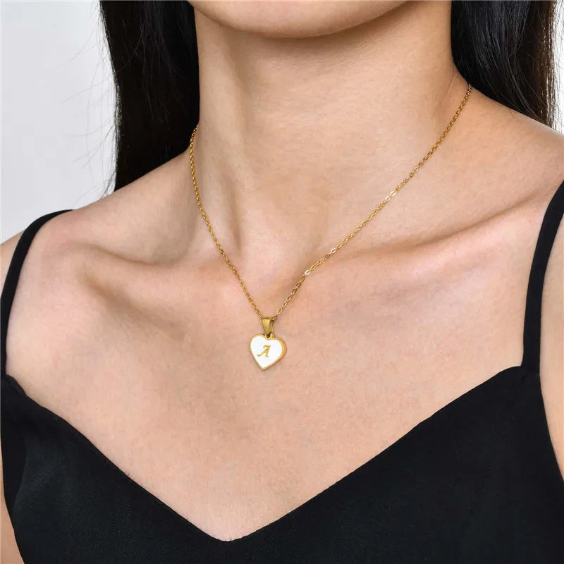 26 Letter Heart-shaped Necklace White Shell Love Clavicle Chain Fashion Personalized Necklace For Women Jewelry Valentine's Day - 𝓢𝓱𝓸𝓹𝓵𝓮𝓬𝔂